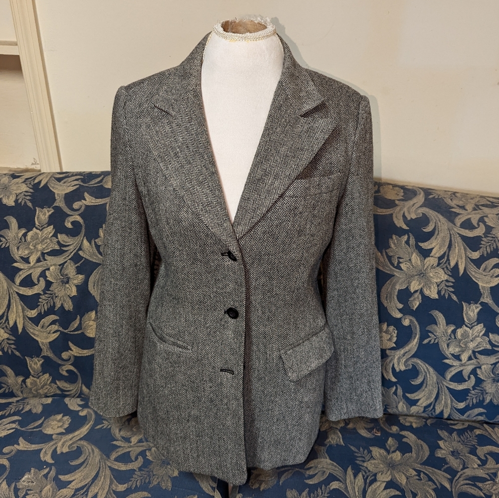 J.G Hook Herribone Blazer with pockets